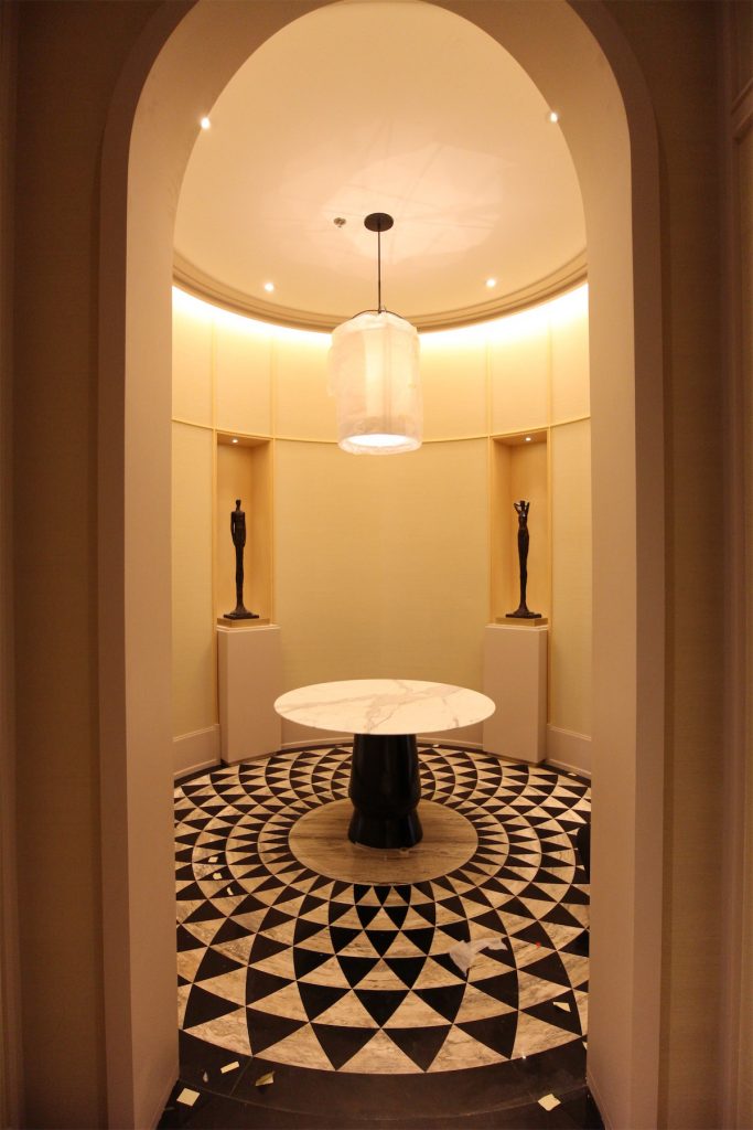 01. Foyer 01